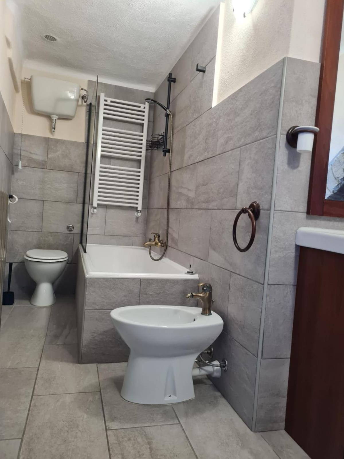 Appartement Casa Rubino - Bajardo à Berzi Extérieur photo
